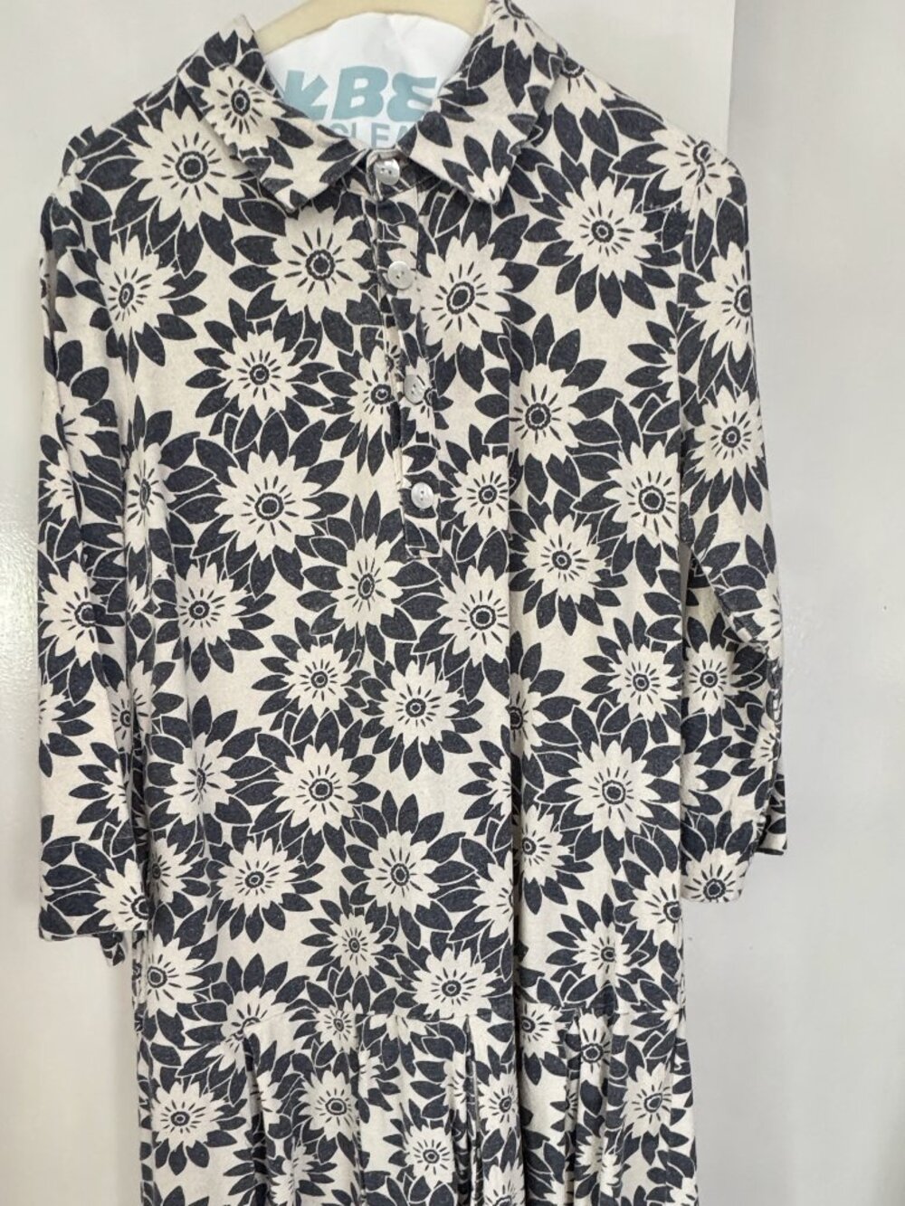 Kiraku Ivory Cotton Dress Indigo Floral Pattern US Medium
